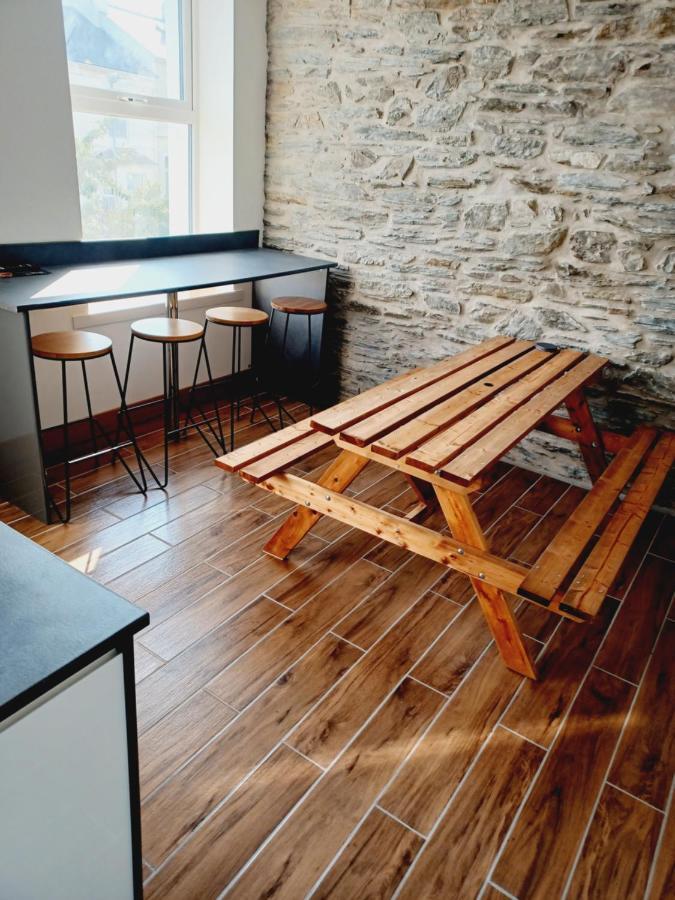 Voyage Hostel - Ensuite Family Rooms With Shared Kitchen Douglas Luaran gambar
